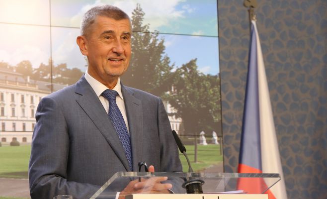 Второй кабинет Бабиша получил доверие Парламента, четверо депутатов не голосовали
