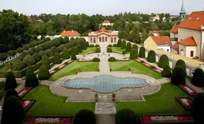 Открытые сады чешского МИДа в Праге