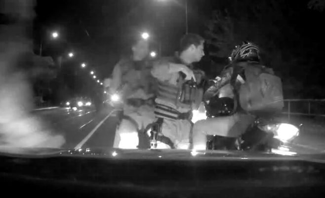 Мотогонщик, употребивший наркотики, скрывался от полиции Праги со скоростью 170 км/ч