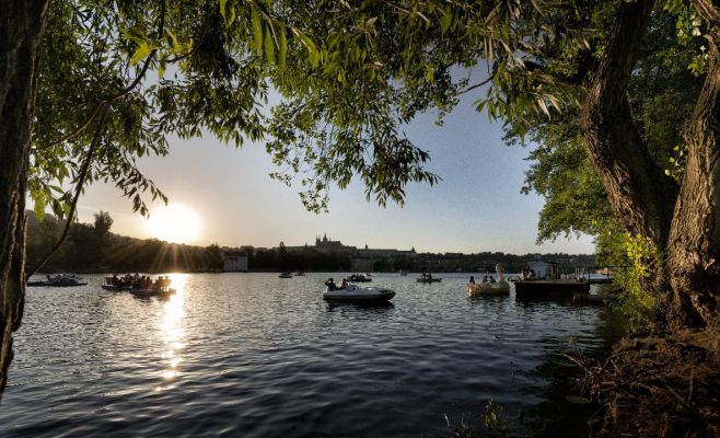 Лучшие места для романтических прогулок в Праге