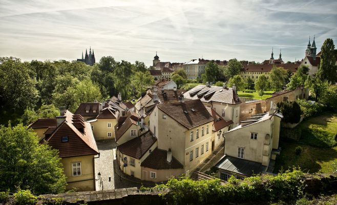 Лучшие места для романтических прогулок в Праге