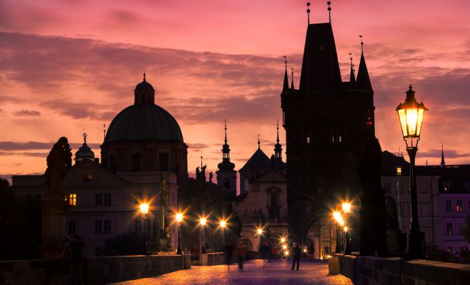 Лучшие места для романтических прогулок в Праге