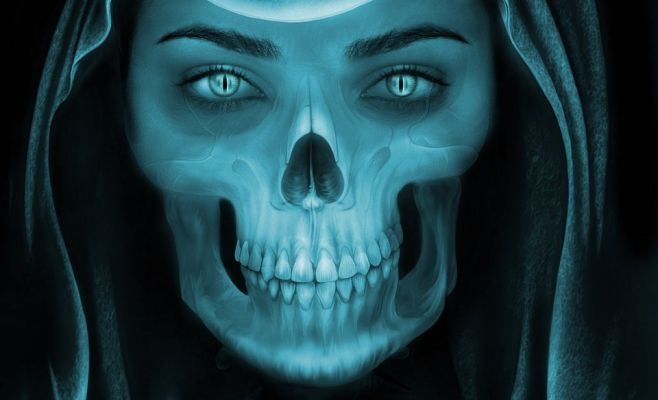 Вовремя прибывшая полиция спасла девушку от демонов