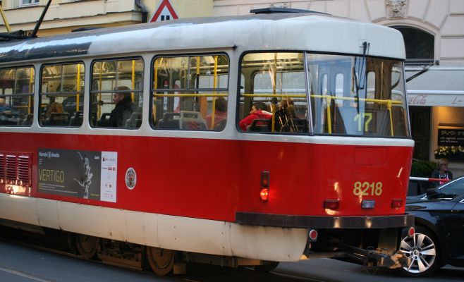 Число постоянных пользователей общественного транспорта в Праге возросло