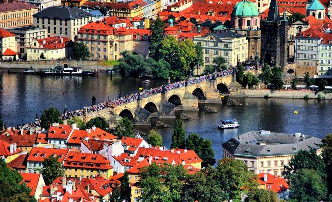 Празднование Дня независимости проходит в напряженной атмосфере