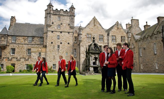 Выставка «Частные школы за рубежом» в Праге