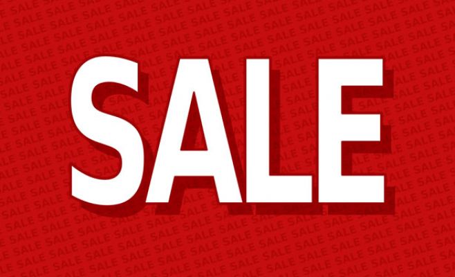 Началась распродажа одежды. Скидки до 70%