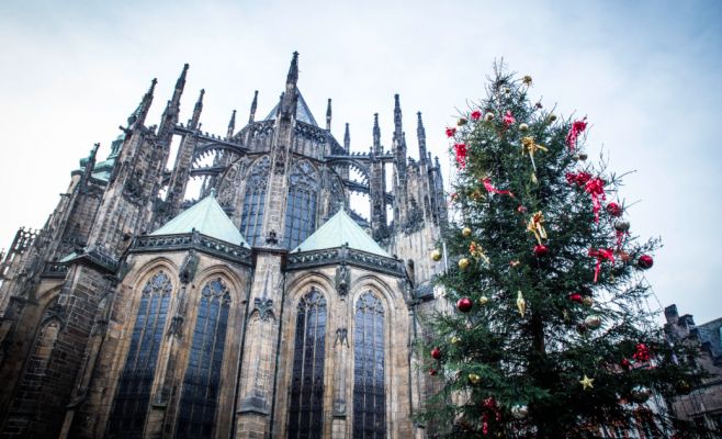 Торжественная церемония зажжения елки на Пражском Граде