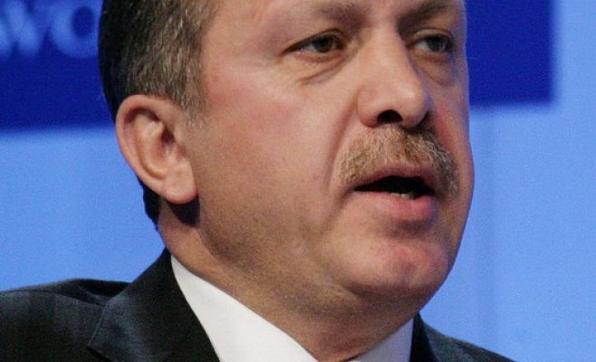 Соботка и Земан осудили угрозы президента Турции