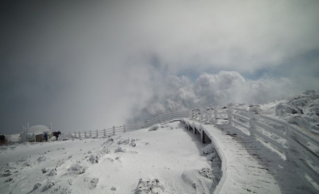 На Чехию надвигаются снегопады, в горах выпадет до 40 см снега