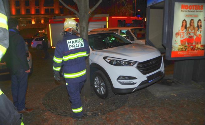 На Вацлавской площади в Праге произошла курьезная авария