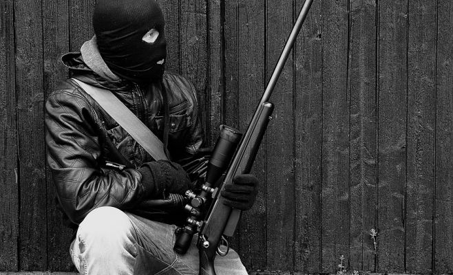 Чешским гражданам хотят разрешить стрелять в террористов