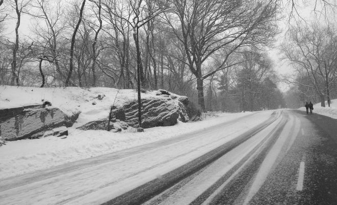 Гололедица на дорогах Чехии спровоцировала крупные аварии