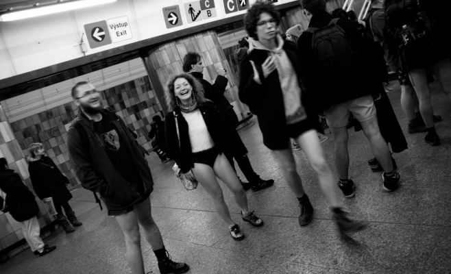 В Праге пройдёт акция «В метро без штанов»