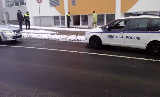 В Чехии дикий кабан забежал в начальную школу