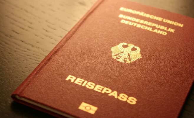 Представлен обновленный рейтинг самых «свободных» паспортов мира