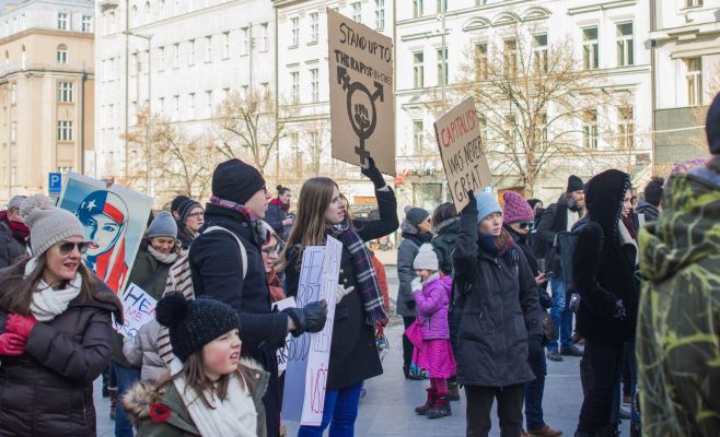 В центре Праги состоялась демонстрация против президента США Дональда Трампа