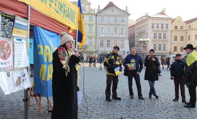 В центре Праги состоялась демонстрация «Стоп Путин! Стоп война!»
