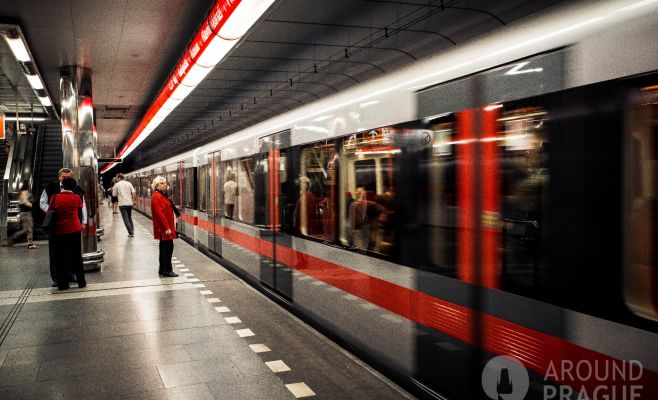 Агрессоры избили в пражском метро бездомных