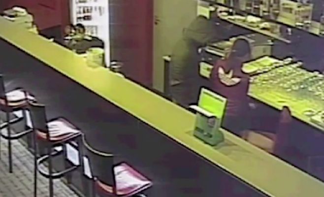 Полиция представила видео ограбления казино в Праге