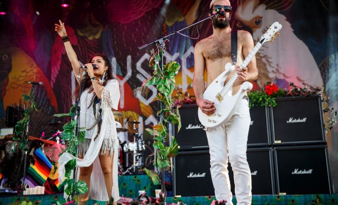 Концерт Kasabian