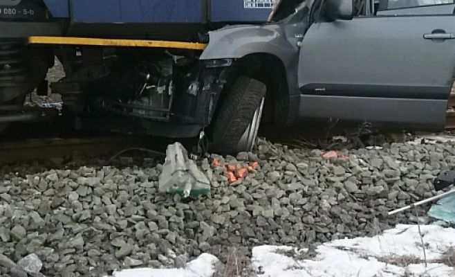 В Чехии поезд столкнулся с автомобилем