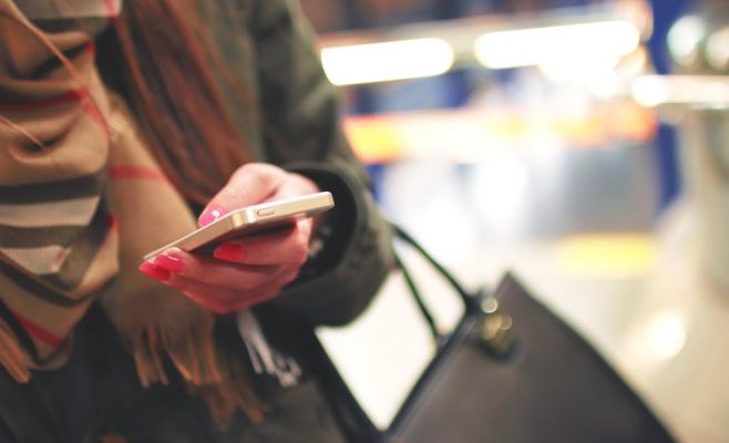 Официально: в этом году в метро появится интернет и сотовый сигнал