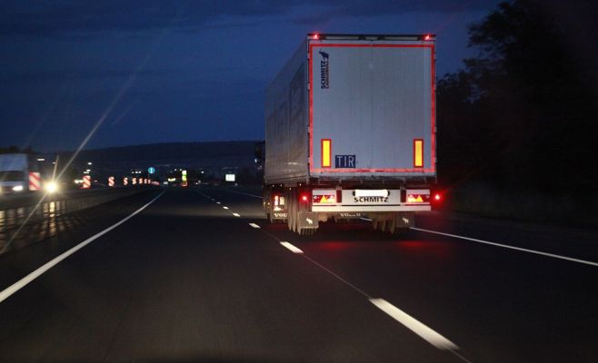 В Германии чешского водителя фуры оштрафовали на 2,5 тыс. евро за низкую зарплату