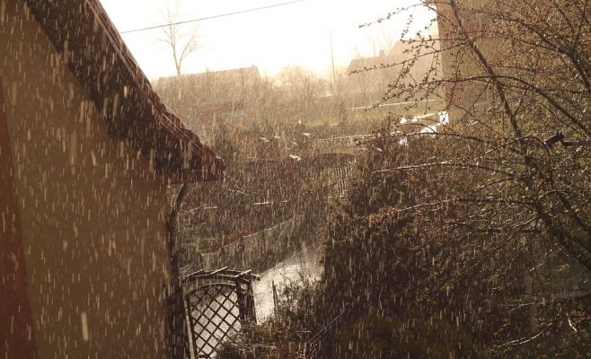 Чехию ожидает одновременно тёплая, ветреная и дождливая неделя