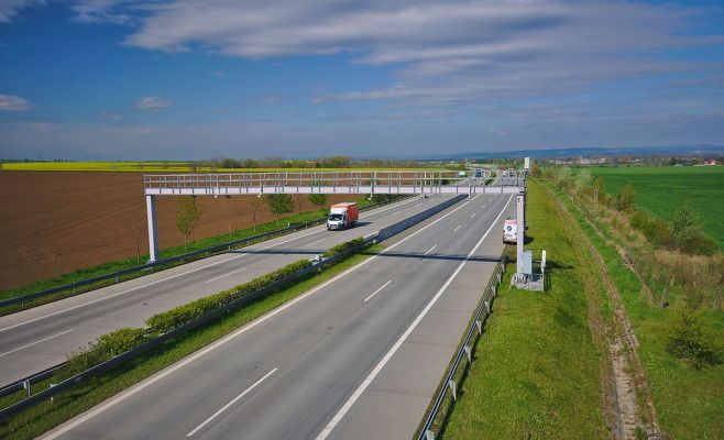 Автомагистраль D1 будет в ночь на воскресенье перекрыта из-за сноса моста