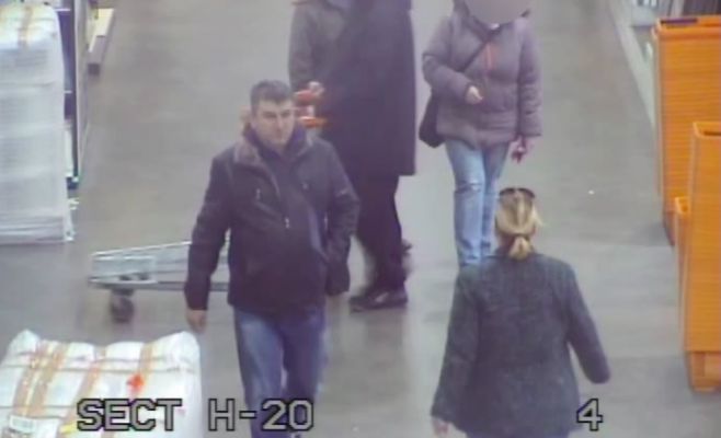 Разыскивается русскоговорящий иностранец, укравший товары и напавший на охранника магазина