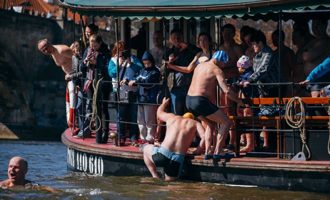 Жители и гости Праги смогут бесплатно прокатиться на прогулочных судах в День Влтавы