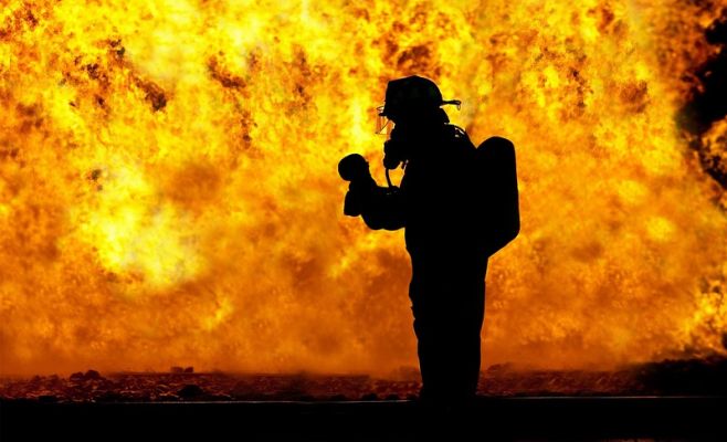 Ночью в Праге горел отель, постояльцы были эвакуированы