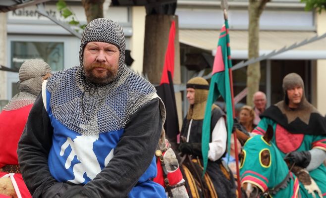 Пасха в замке Окорж
