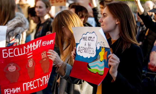 В Праге состоялась демонстрация «Он вам не Димон»