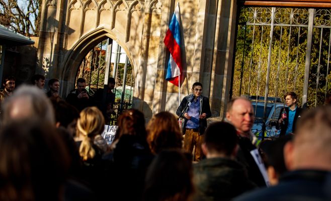 В Праге состоялась демонстрация «Он вам не Димон»