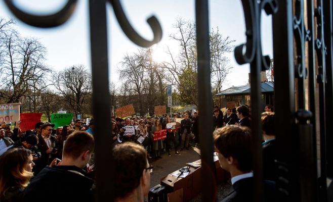 В Праге состоялась демонстрация «Он вам не Димон»