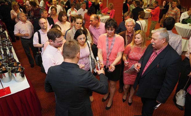 Конкурс вин «День в розовом 2017»