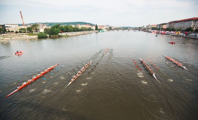 Соревнование по гребле