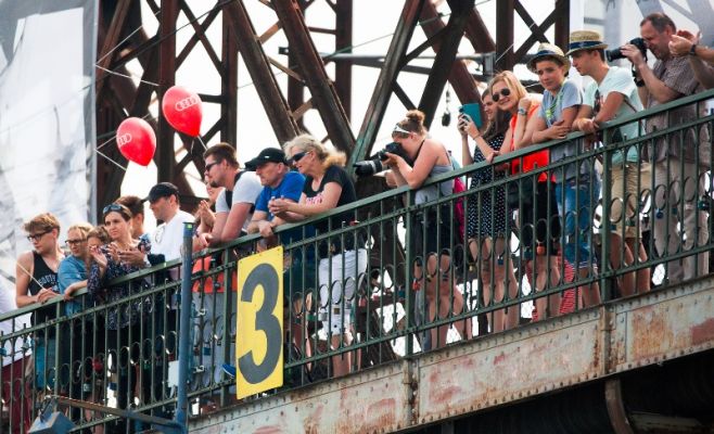 Соревнование по гребле