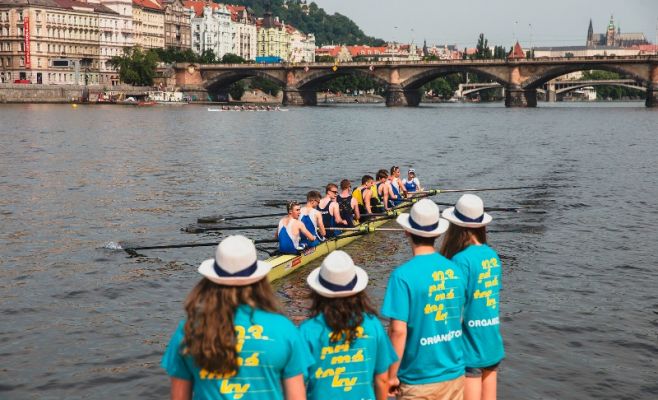 Соревнование по гребле