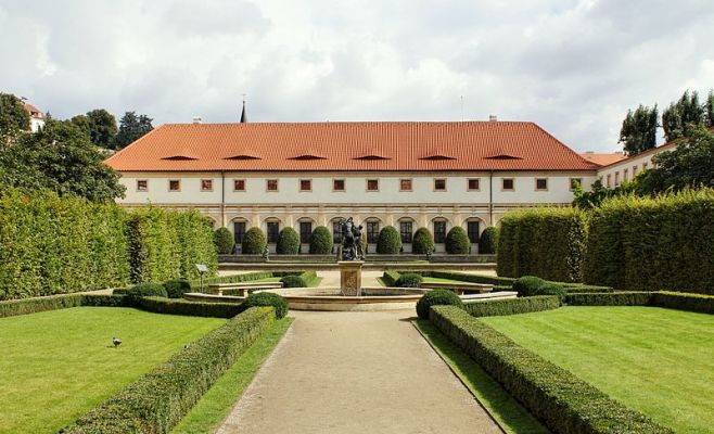 Вальдштейнский дворец вновь открыт для общественности