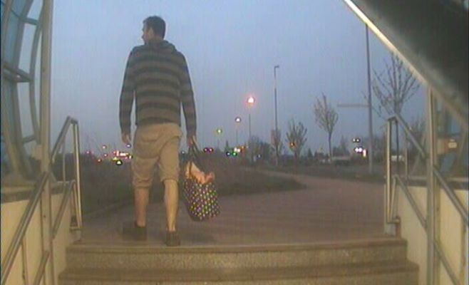 Жестокое нападение в метро: преступник угрожал пассажирке перерезать горло