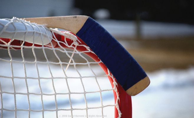 Юниорская команда из Беларуси устроила массовую драку с участием арбитров на турнире в Чехии