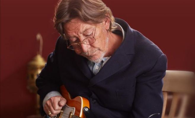 В ноябре в Праге выступит известный певец и музыкант Крис Ри