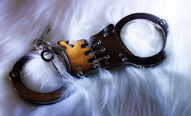 Чешского пенсионера обвинили в сексуальных домогательствах к несовершеннолетним