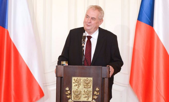 Президент Чехии считает отставку Бабиша нарушением коалиционного соглашения