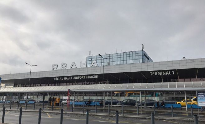 Чешская полиция расширяет штат для охраны аэропортов и борьбы с дронами