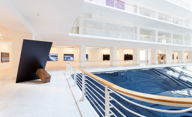 Инсталляция Магдалены Етеловой «Прикосновение времени»