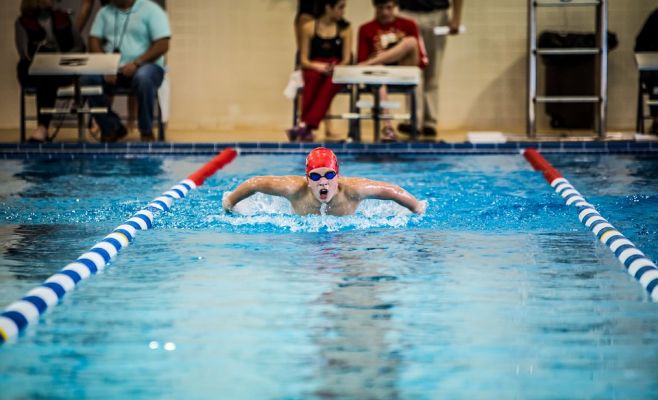 Плавание станет обязательным предметом в чешских школах